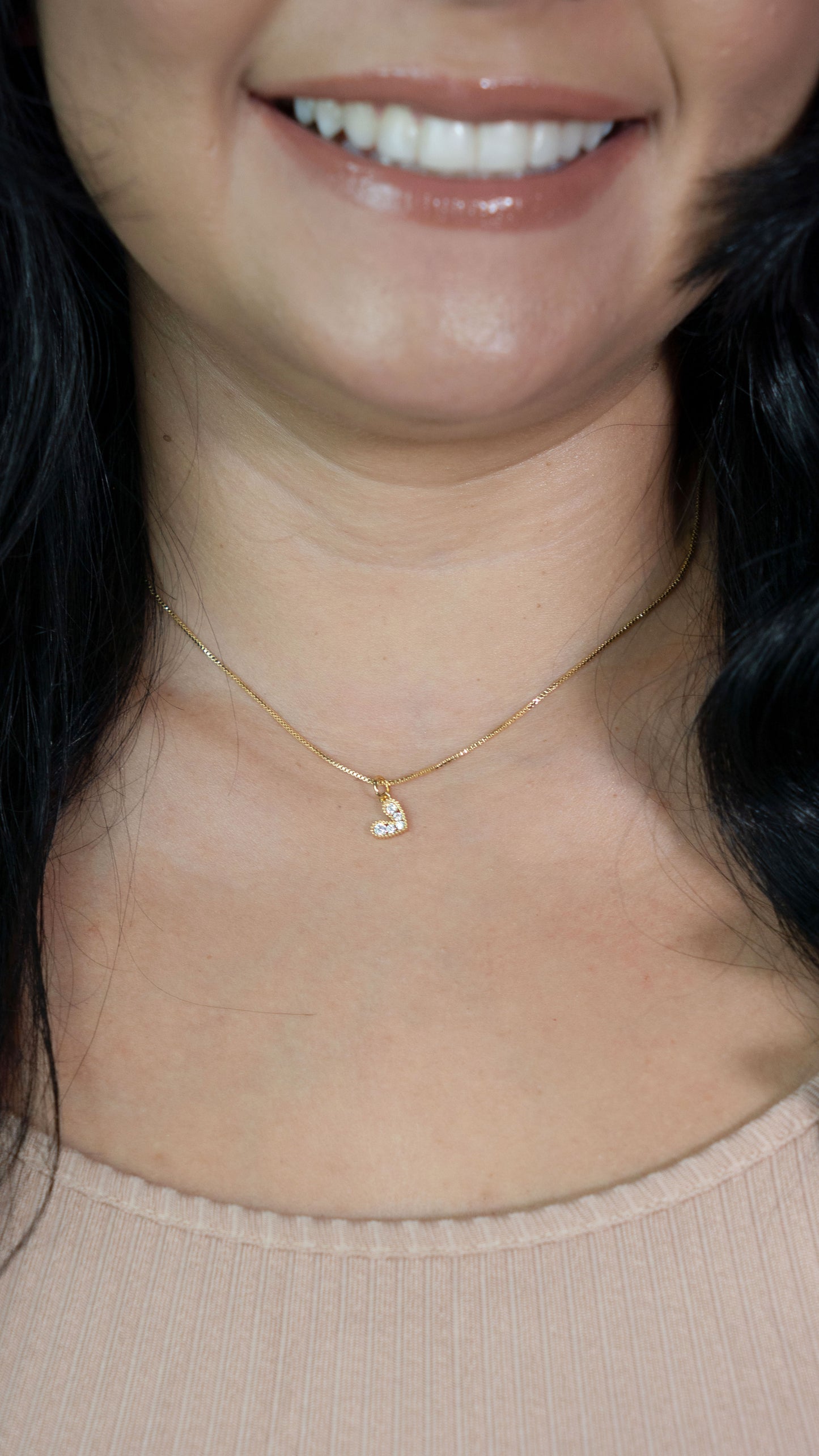Cadena amor de esperanza transparente