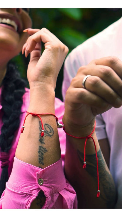 Pulsera hilos de amor