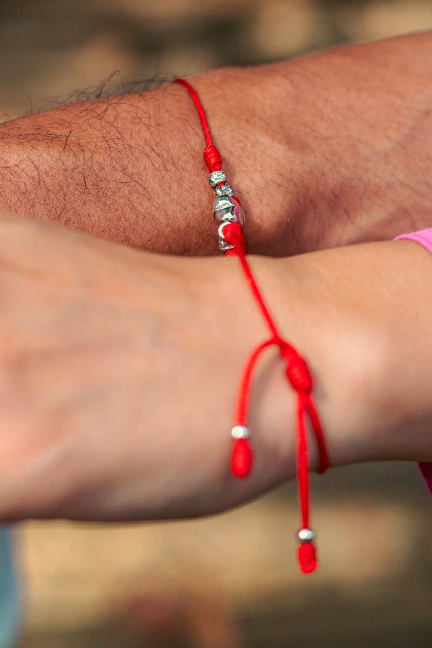 Pulsera hilos de amor